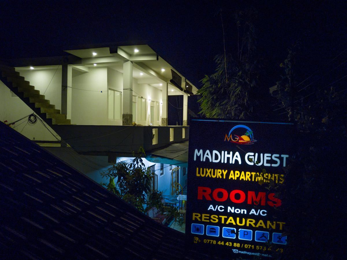 Hotel Madiha Guest Matara Exterior foto